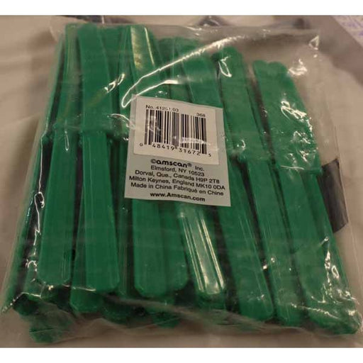 Festive Green Plastic Knives, 50 Count