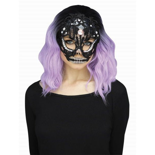 Masque en dentelle noire tête de mort