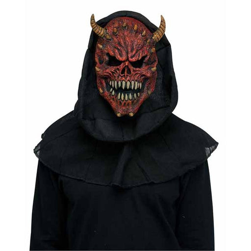 Masque d'horreur de démon avec linceul