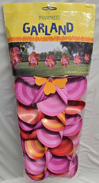 12 ft Pinwheel Garland